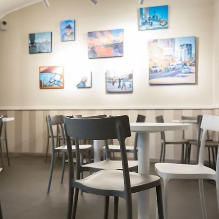 Helvetia Hotel Génova