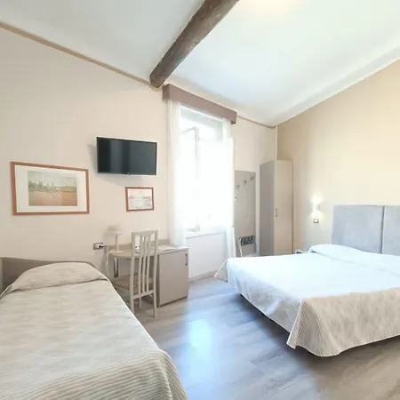 Hotel Helvetia Génova