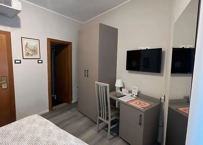 Otel Helvetia Cenova