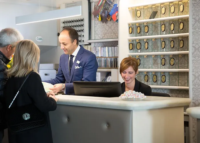 Helvetia Otel Cenova